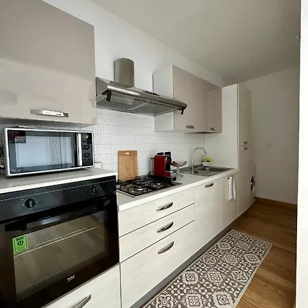 Apartment Due Passi Dal Porto