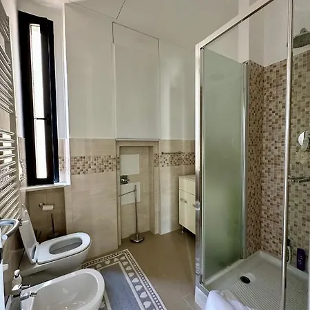 Due Passi Dal Porto *